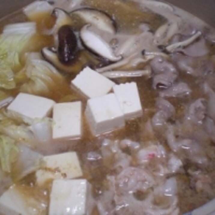 足らずは豚肉をプラス！　「牡丹鍋」　　　♪♪